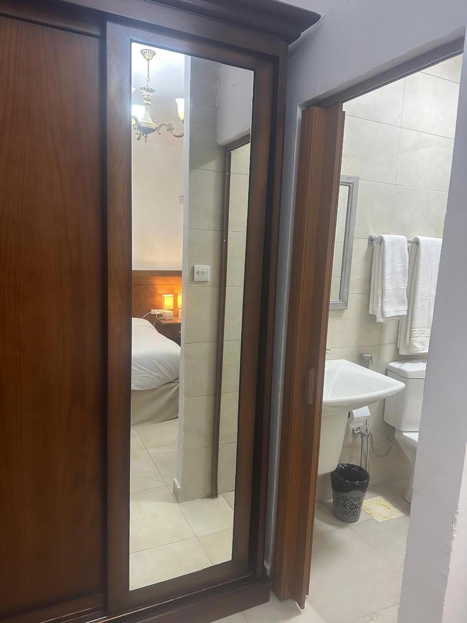 Marvel Hostel Ουάντι Μούσα Εξωτερικό φωτογραφία